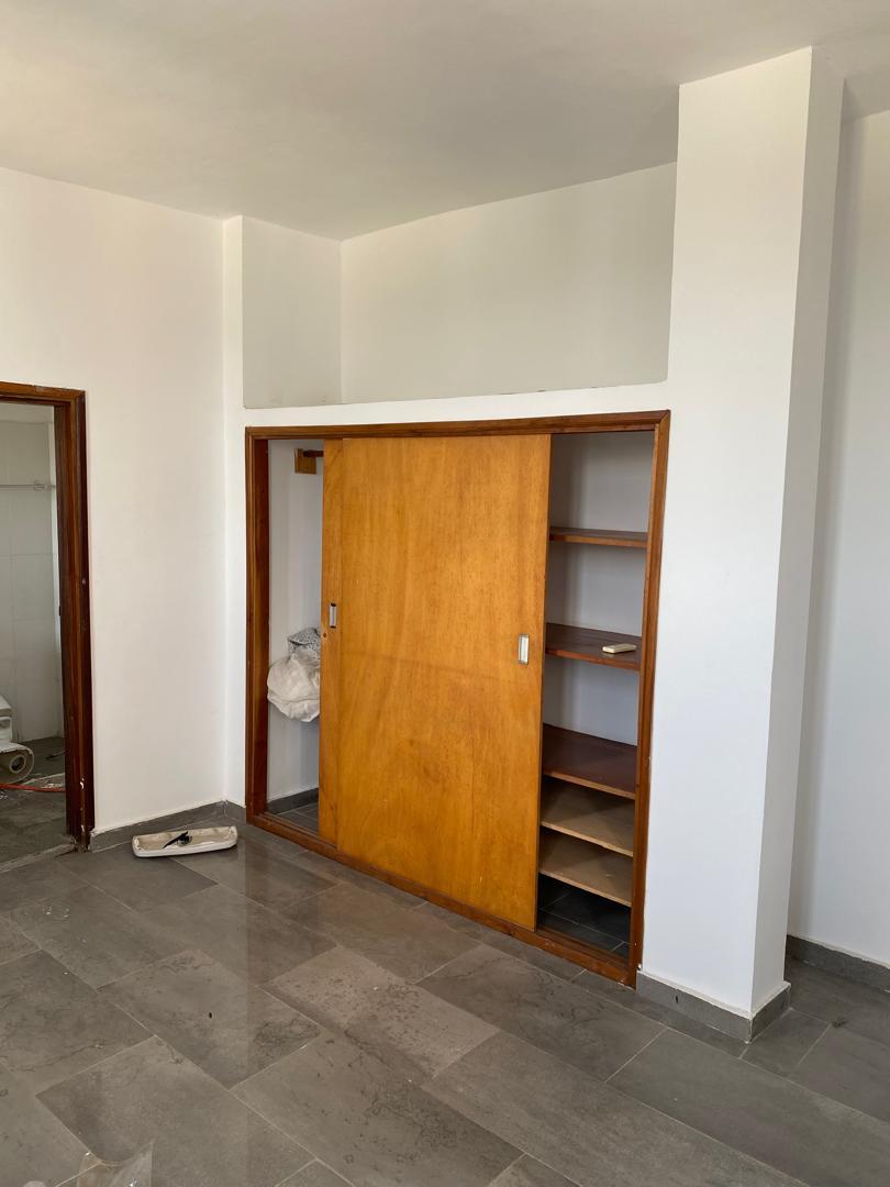 Location d'un Appartement de 2 pièce(s) à 350.000 FCFA : Abidjan-Cocody-Riviera (Riviera 4)