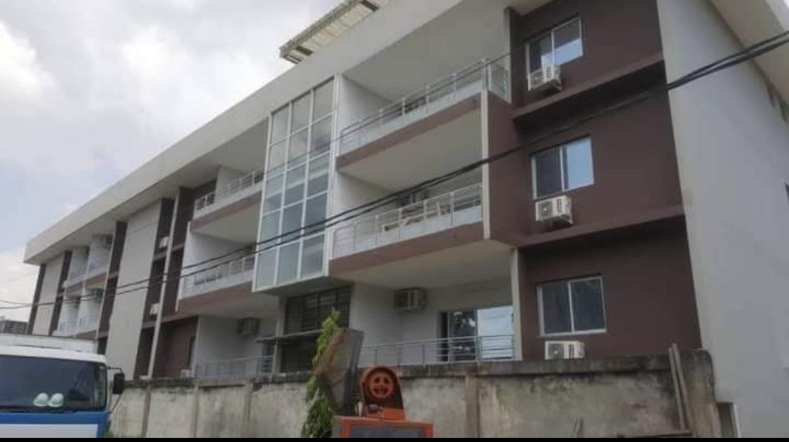 Vente d'un Immeuble à 13.000.000.000 FCFA  : Abidjan-Cocody-Riviera (Rivera 3 )