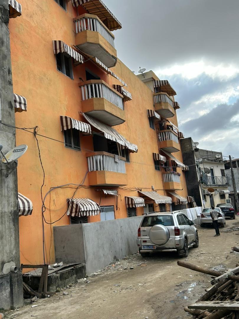 Vente d'un Immeuble à 150.000.000 FCFA  : Abidjan-Koumassi (KOUMASSI LIGNE 32)