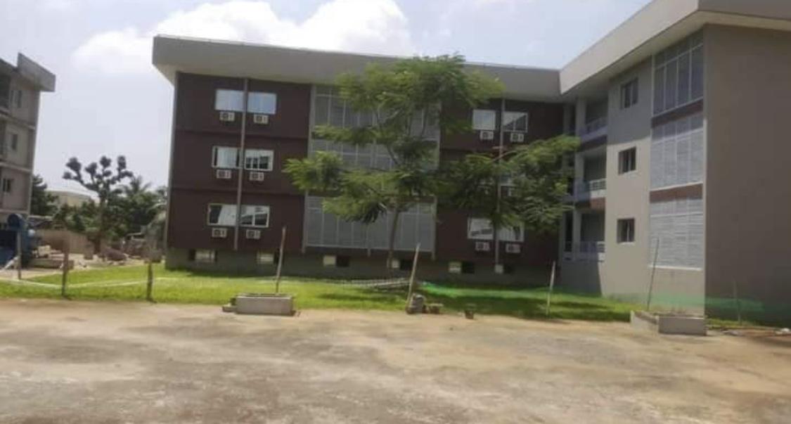 Vente d'un Immeuble à 1.300.000.000 FCFA  : Abidjan-Cocody-Riviera (Rivera 3)