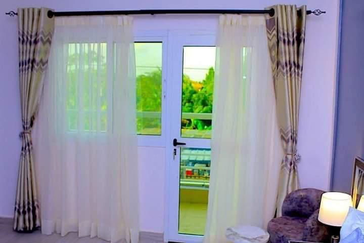 Location meublée d'un Hôtel à 35.000 FCFA  : Abidjan-Cocody-Angré (Angré château )