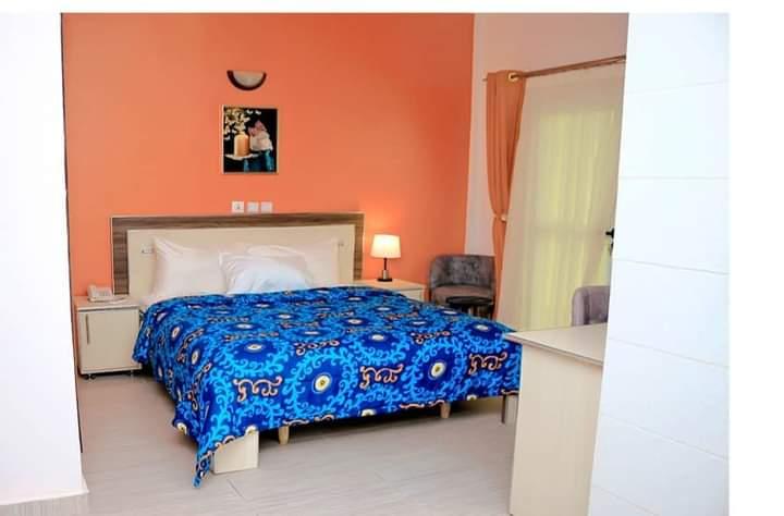 Location meublée d'un Hôtel à 35.000 FCFA  : Abidjan-Cocody-Angré (Angré château )