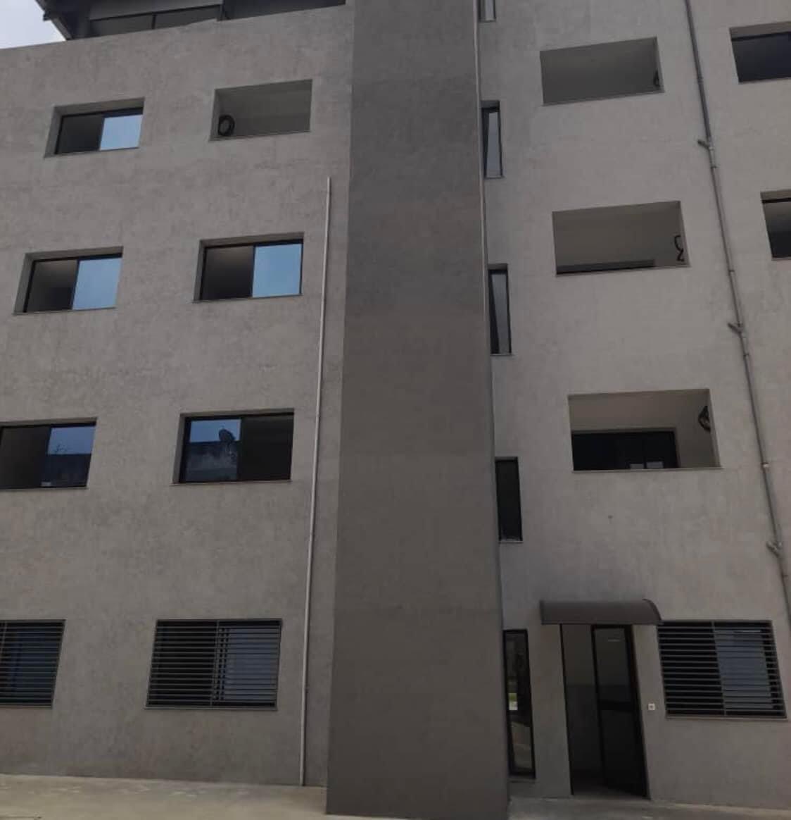 Vente d'un Immeuble à 2.800.000.000 FCFA  : Abidjan-Cocody-2 Plateaux (Rivera vallon )