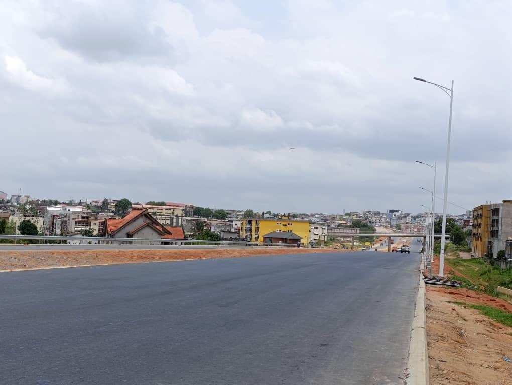 Vente d'un Terrain à 350.000.000 FCFA  : Abidjan-Cocody-Angré (Y4 )