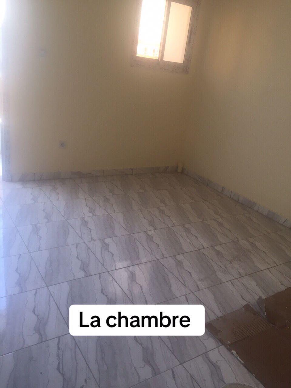 Location d'une Maison / Villa de 2 pièce(s) à 170.000 FCFA : Abidjan-Cocody-2 Plateaux (2PLATEAUX DERRIERE SOCOCE)