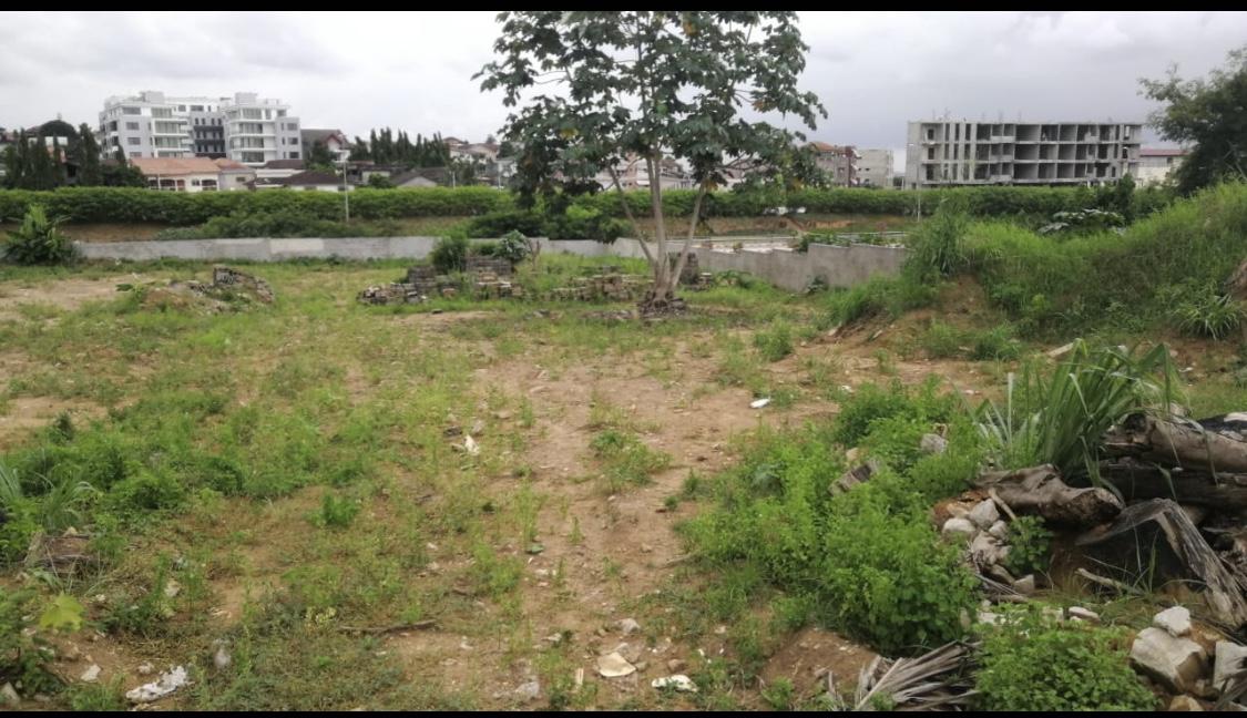 Vente d'un Terrain à 650.000 FCFA  : Abidjan-Cocody-Riviera (Rivera golf )