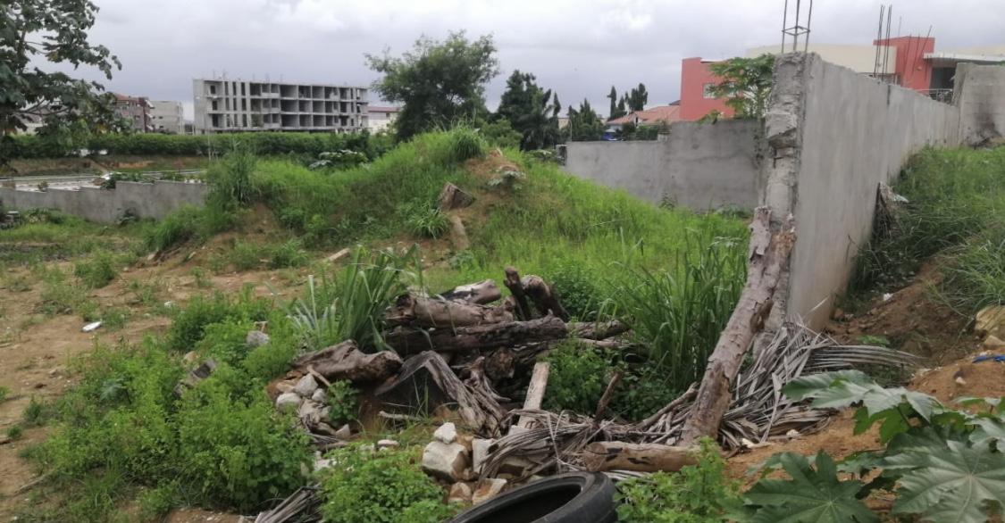 Vente d'un Terrain à 650.000 FCFA  : Abidjan-Cocody-Riviera (Rivera golf )