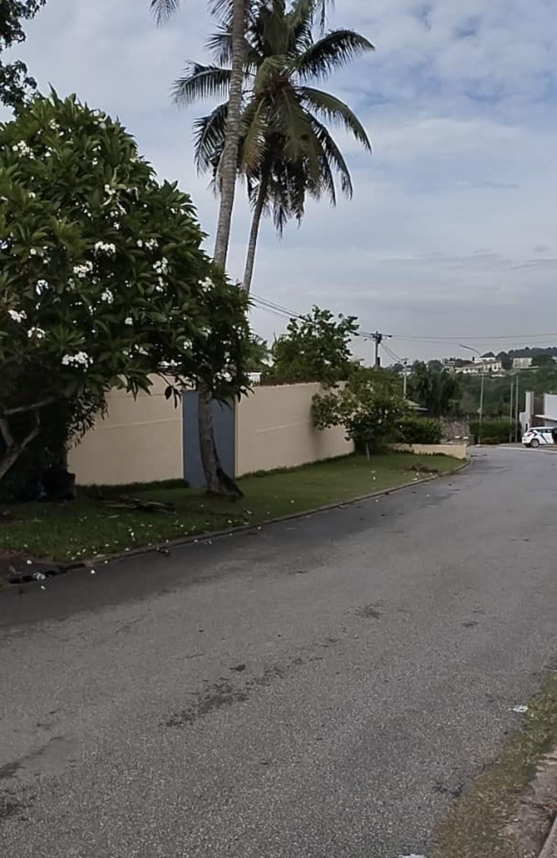 Vente d'un Terrain : Abidjan-Cocody-Riviera (Rivera golf )