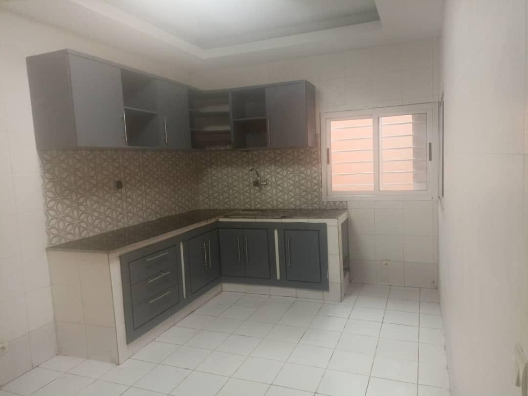 Location d'une Maison / Villa : Abidjan-Cocody-Riviera (RIVIERA 4 CITE CIAD PRIMO)