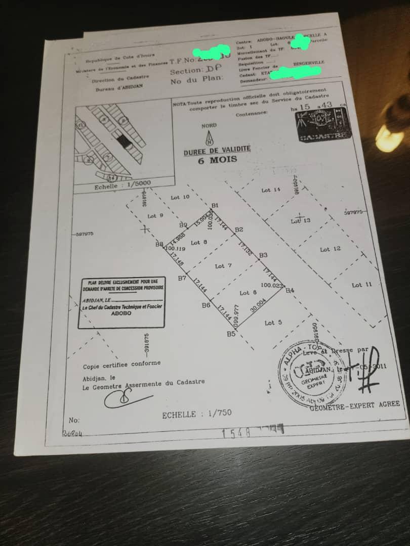 Vente d'un Terrain à 250.000.000 FCFA  : Abidjan-Cocody-Angré (Angre )