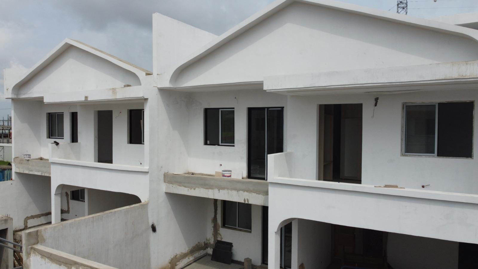 Vente d'une Maison / Villa de 5 pièce(s) à 100.000.000 FCFA : Abidjan-Cocody-Riviera (Riviera Faya )