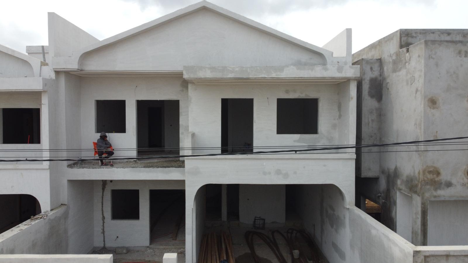 Vente d'une Maison / Villa de 5 pièce(s) à 100.000.000 FCFA : Abidjan-Cocody-Riviera (Riviera Faya )