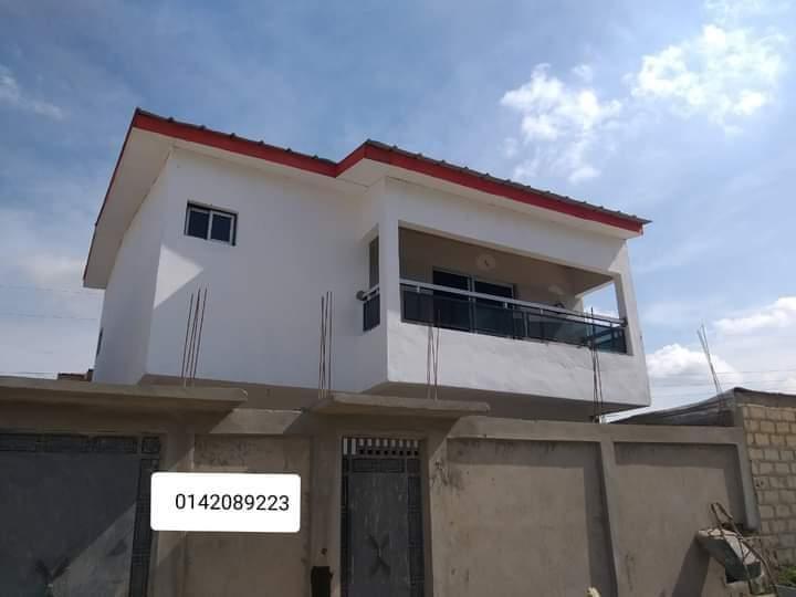 Vente d'une Maison / Villa : Abidjan-Cocody-Angré (Angré nouveau chu )