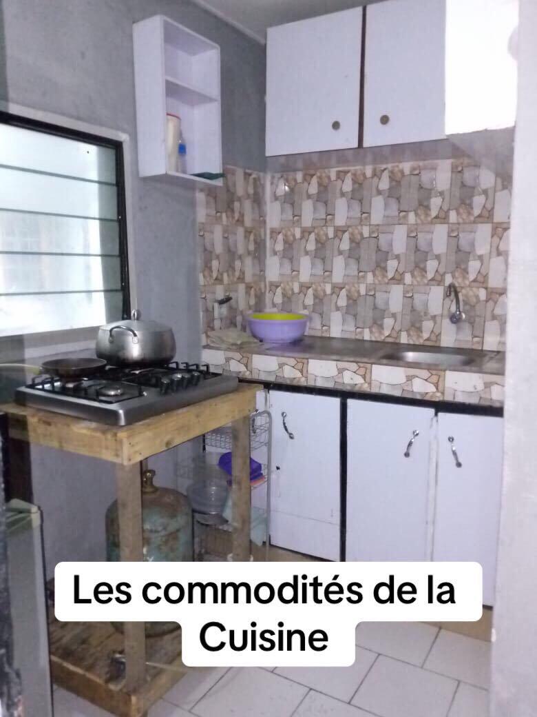 Location meublée d'un Hôtel à 25.000 FCFA  : Abidjan-Marcory (MARCORY REMBLAIS AU YOTA)