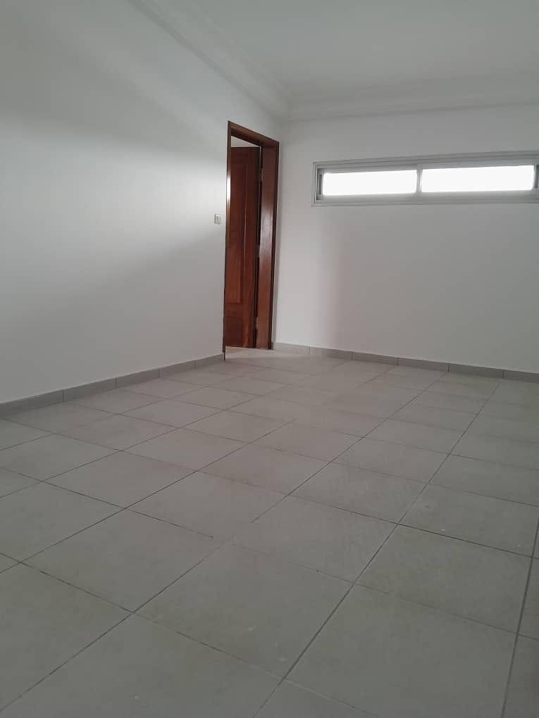 Location d'un Appartement de 2 pièce(s) à 230.000 FCFA : Abidjan-Cocody-Riviera (riviera 4)