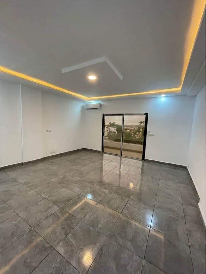 Location d'un Appartement à 625.000 FCFA : Abidjan-Cocody-2 Plateaux (2PLATEAUX LES PERLES)