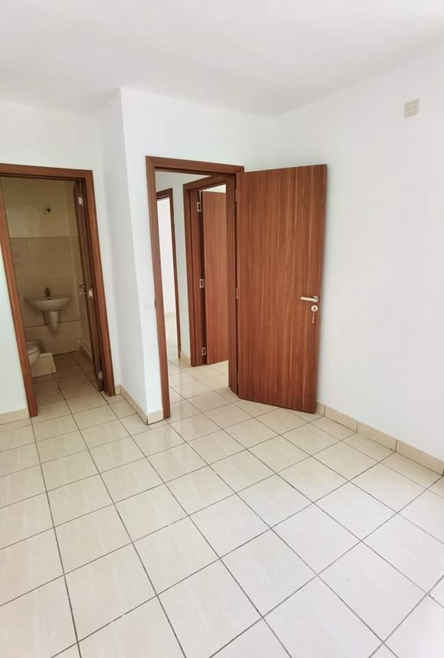 Location d'un Appartement de 4 pièce(s) à 180.000 FCFA : Abidjan-Yopougon (LOCODJRO )