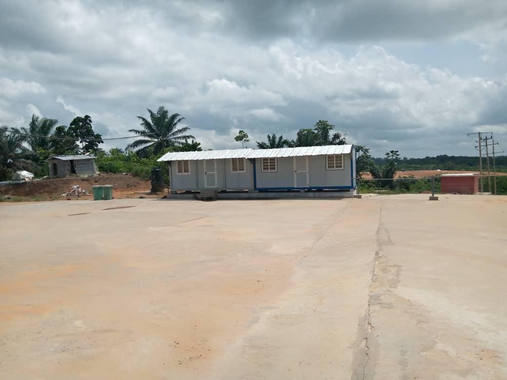 Vente d'un Entrepot : Abidjan-Yopougon (Km 44 )