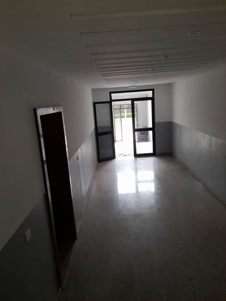 Vente d'un Immeuble à 2.800.000.000 FCFA  : Abidjan-Cocody-2 Plateaux (Cocody vallon )