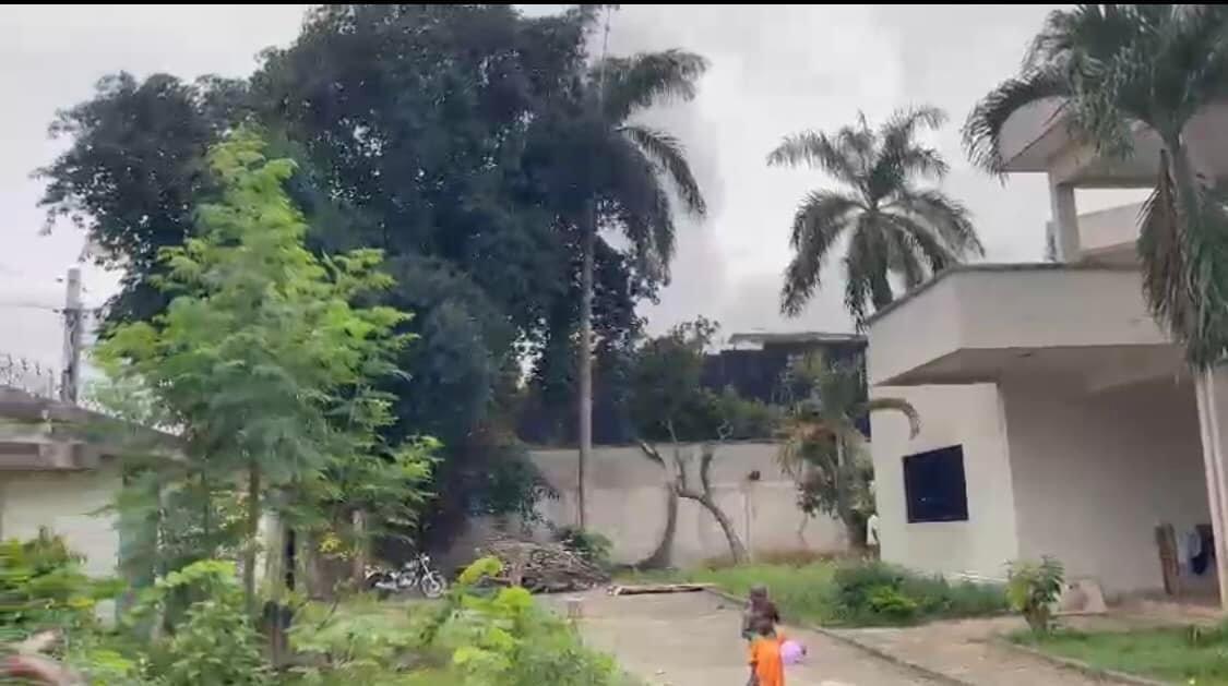 Vente d'une Maison / Villa de 14 pièce(s) à 750.000.000 FCFA : Abidjan-Cocody-Angré (Angre 7)