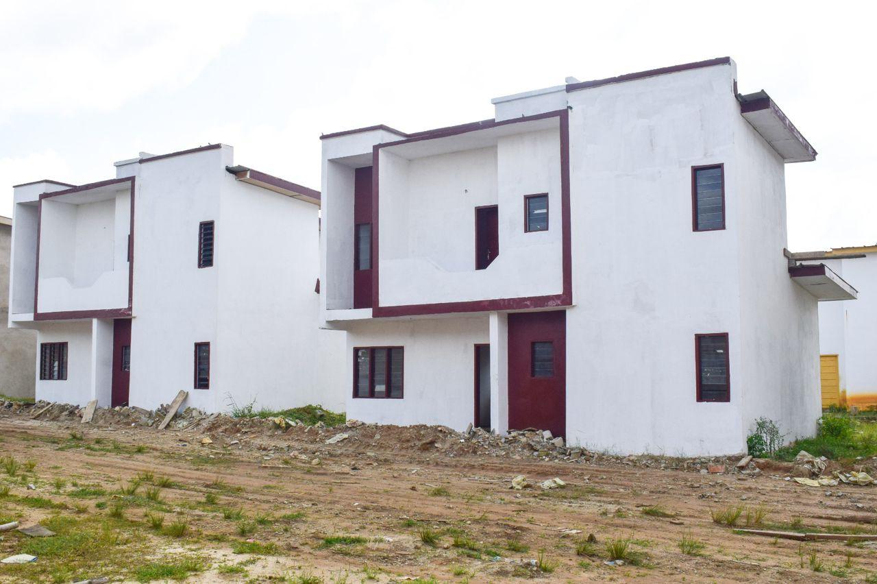 Vente d'une Maison / Villa de 6 pièce(s) à 55.000.000 FCFA : Abidjan-Bingerville (Palais de justice )