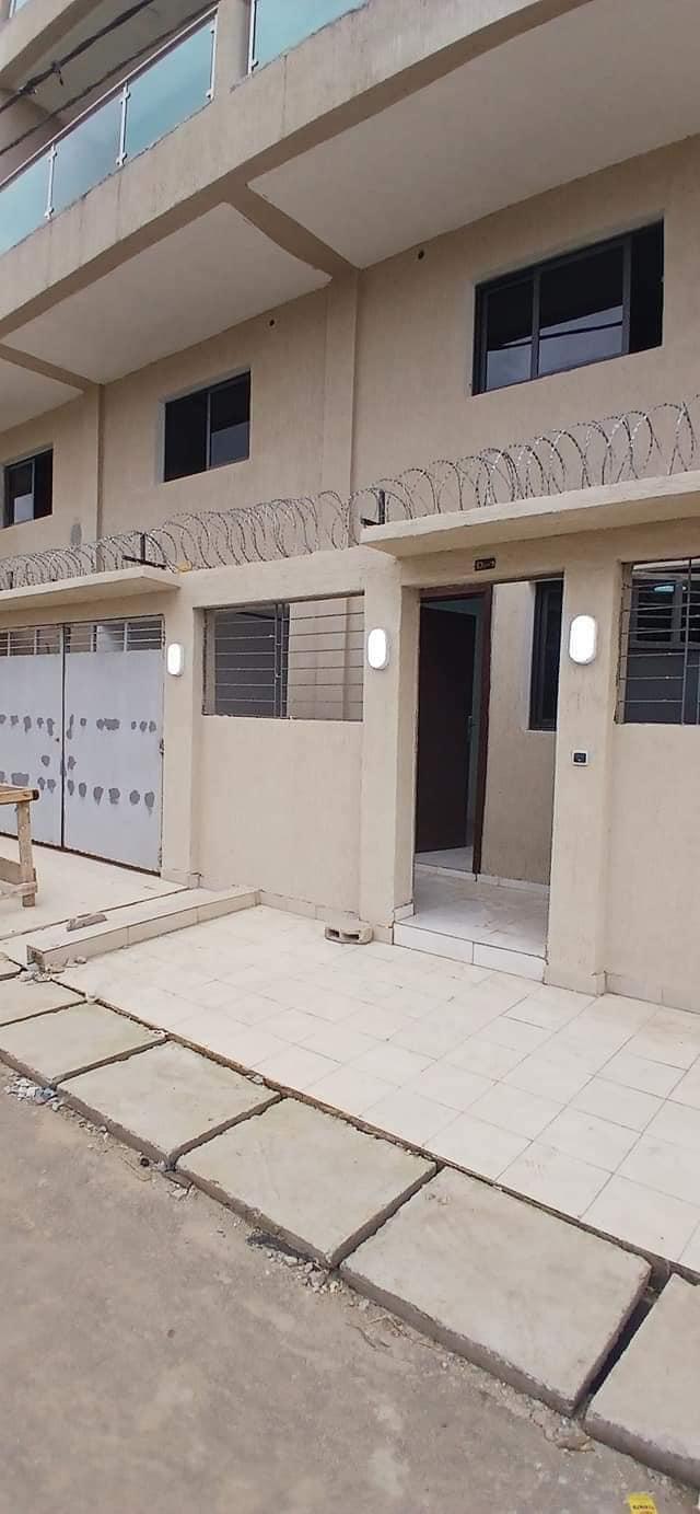 Location d'un Appartement : Abidjan-Cocody-Angré (COCODY ANGRE 8eme TRANCHE)