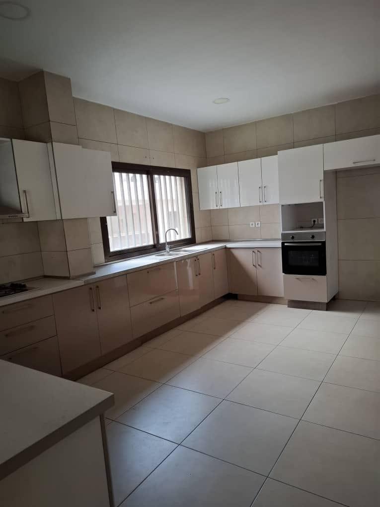 Location d'un Appartement de 4 pièce(s) à 1.500.000 FCFA : Abidjan-Marcory (MARCORY ZONE 4)