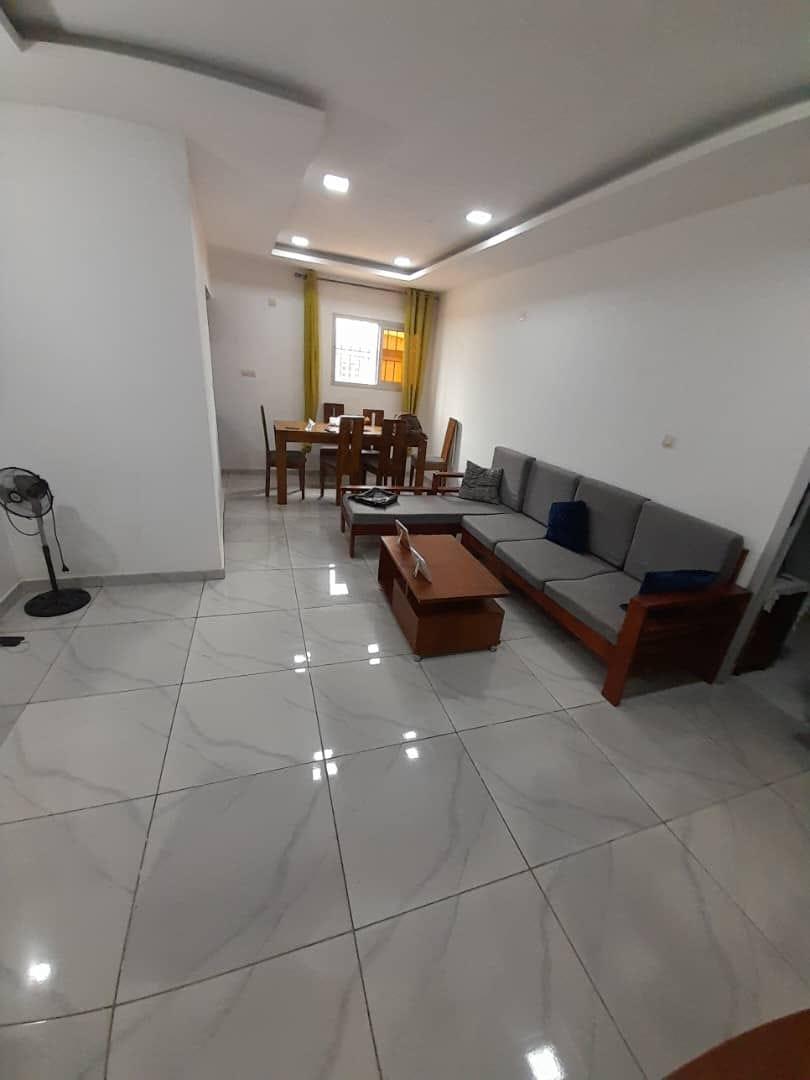 Vente d'une Maison / Villa de 4 pièce(s) à 45.000.000 FCFA : Bingerville-Bingerville (BINGERVILLE CITE DANGOTE)