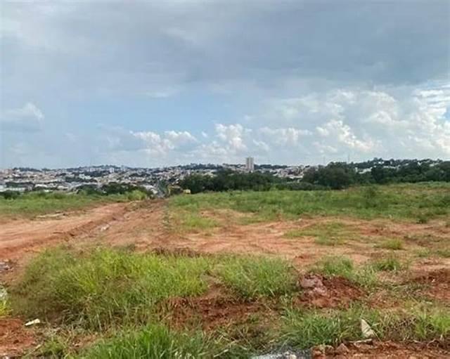 Vente d'un Terrain à 40.000.000 FCFA  : Abidjan-Cocody-Angré (DJOROBITE)