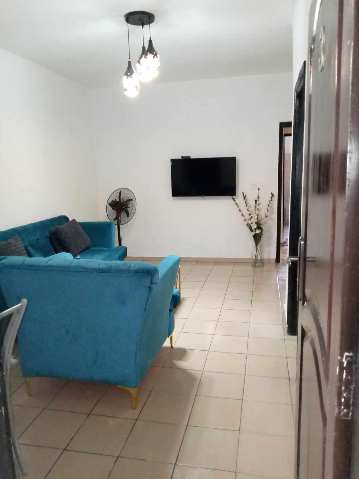 Location meublée d'un Appartement : Abidjan-Koumassi (KOUMASSI REMBLAIS VERS PETROCI)