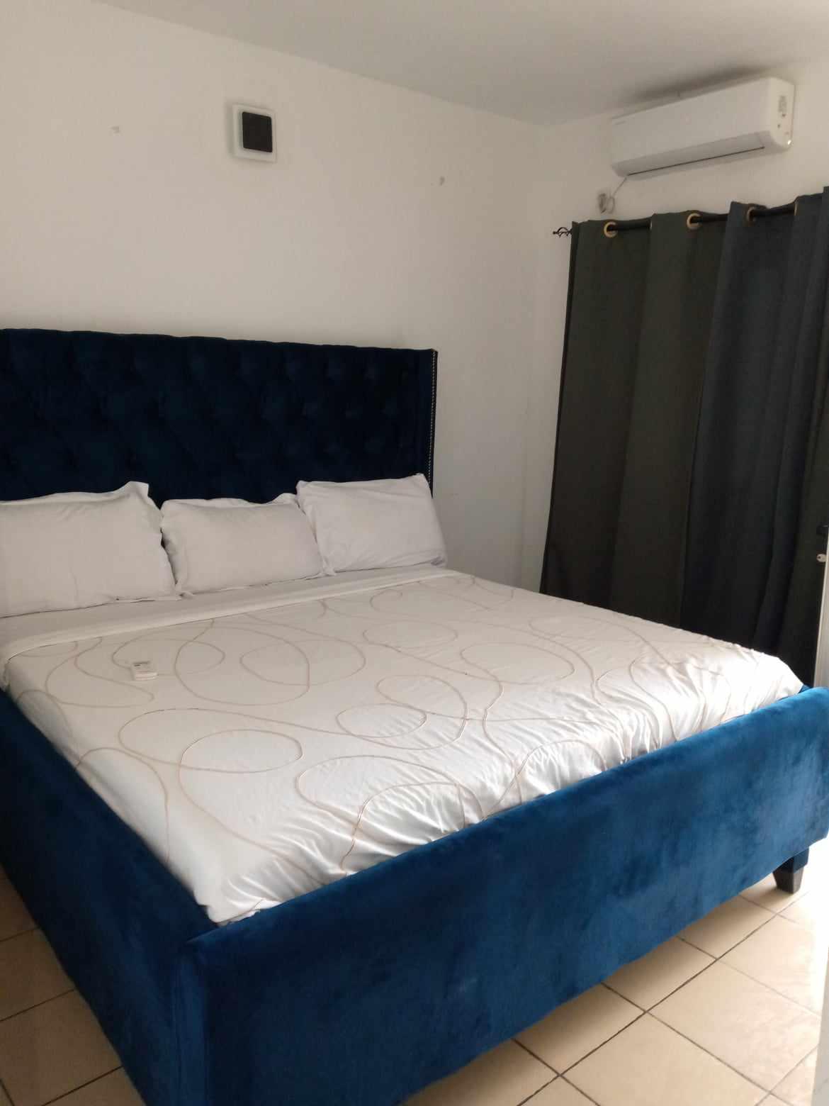 Location meublée d'un Appartement de 2 pièce(s) à 25.000 FCFA : Abidjan-Koumassi (KOUMASSI REMBLAIS VERS PETROCI)