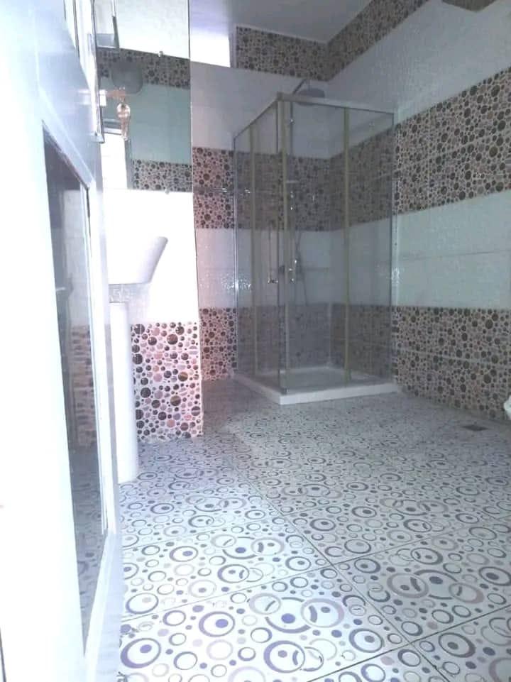 Vente d'une Maison / Villa à 120.000.000 FCFA : Abidjan-Cocody-Riviera (COCODY CITE BCEAO)