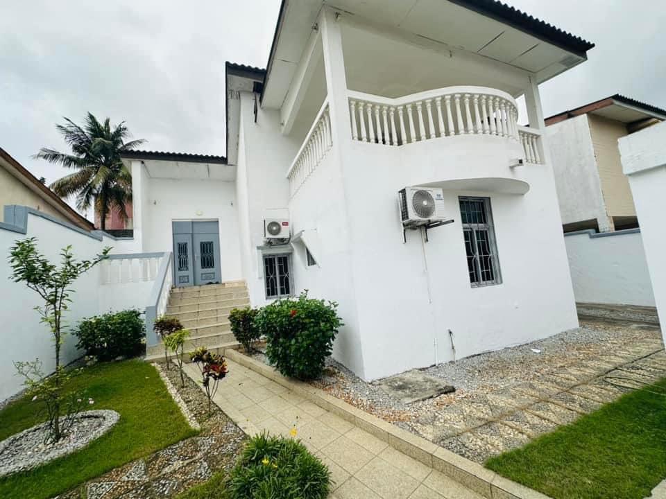 Location d'une Maison / Villa : Bingerville (BINGERVILLE N'MOKE RESIDENTIEL)