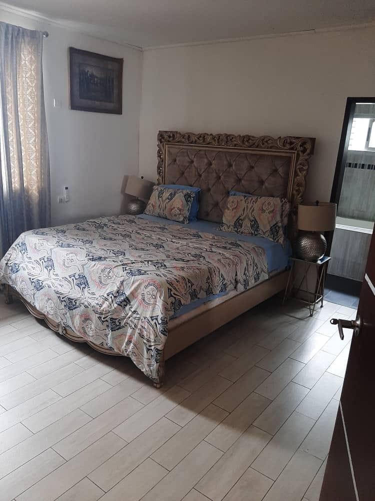 Location d'une Maison / Villa de 4 pièce(s) à 2.100.000 FCFA : Abidjan-Cocody-Riviera (RIVIERA GOLF LES JARDINS)