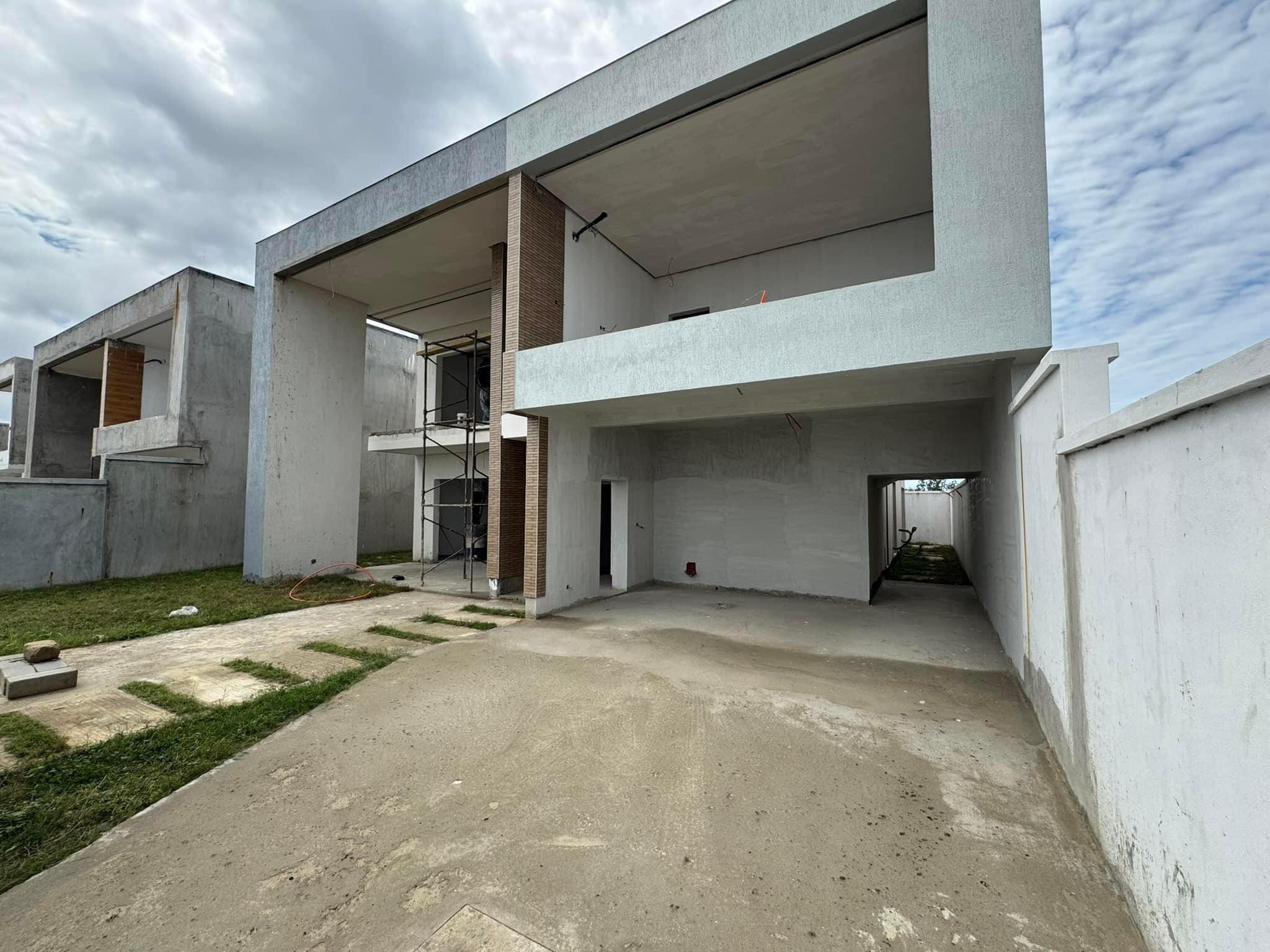 Vente d'une Maison / Villa de 9 pièce(s) à 360.000.000 FCFA : Grand-Bassam-Grand-Bassam (Bassam )