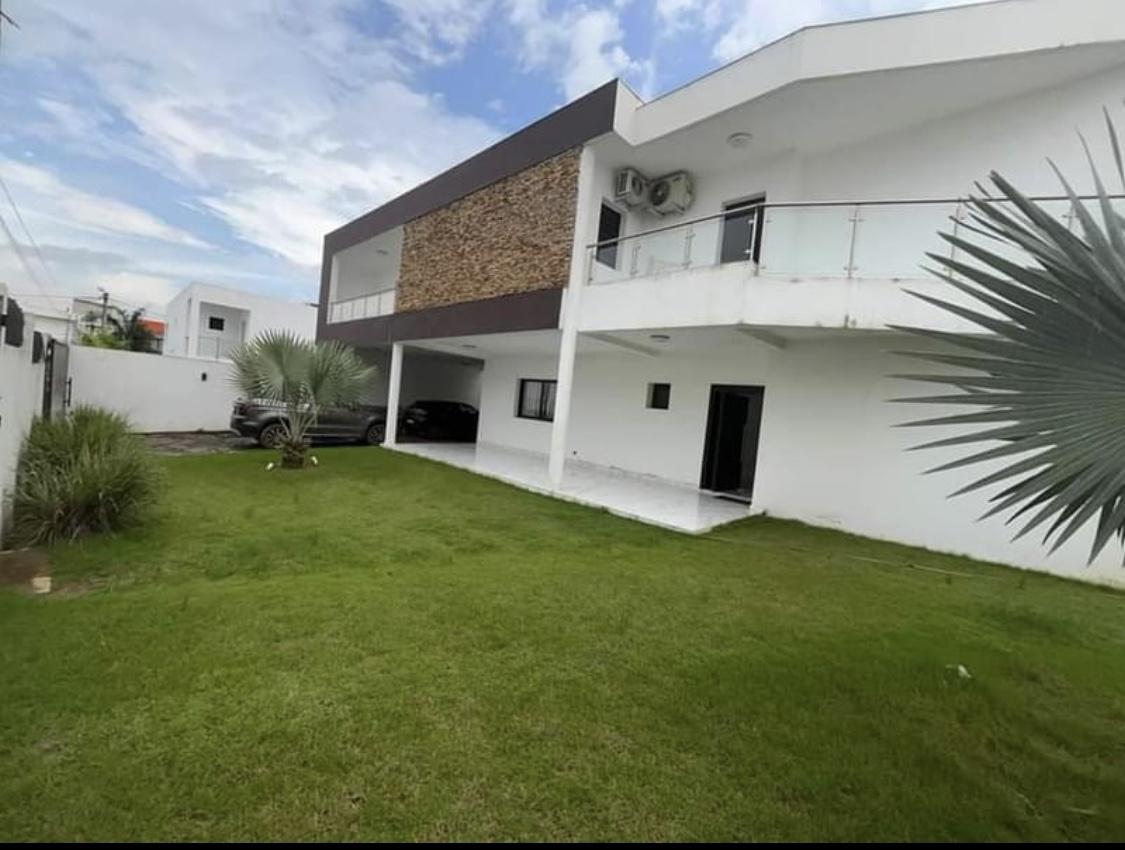 Vente d'une Maison / Villa : Abidjan-Cocody-Angré (Angre y4)